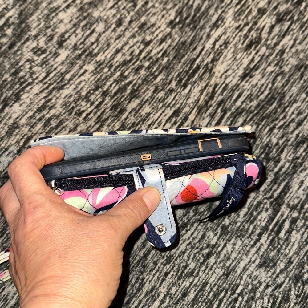 Vera Bradley RFID 3-in-1 Crossbody wallet Mod Paisley pattern - Picture 8 of 14